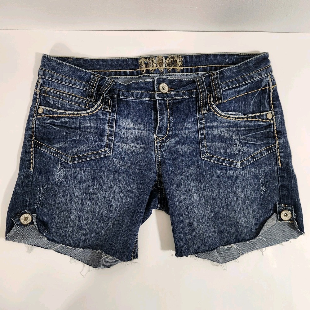 Truce Womens‎ Denim Shorts Size 13 Embroidered Pocket Stretch Raw Hem Cutoff Y2K